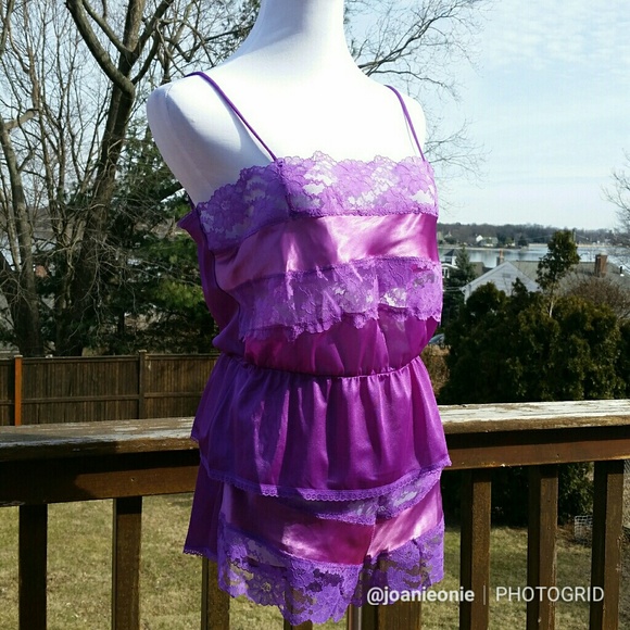 Vintage Other - ** UndercoverWear Vintage Camisole & Tap Pants NWT